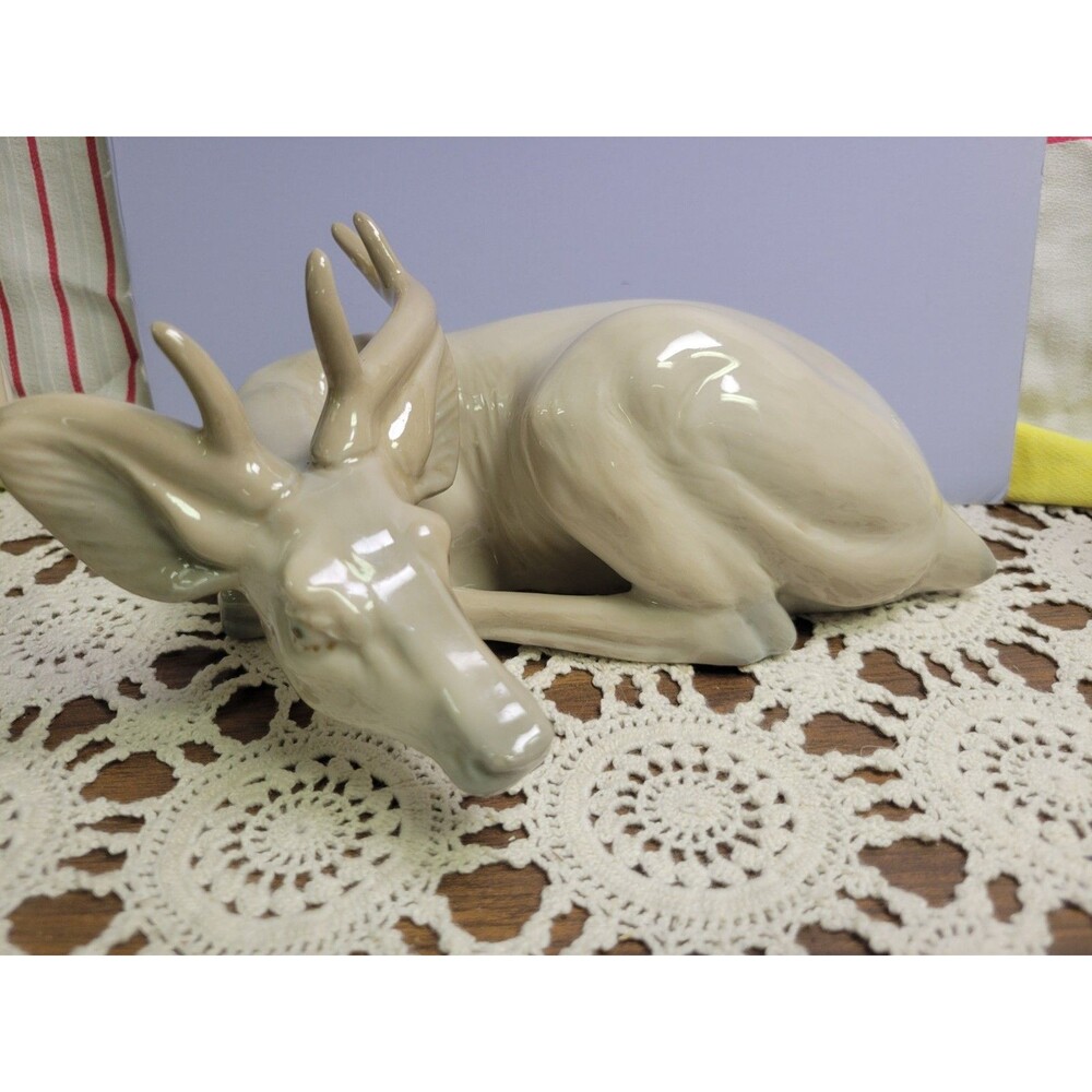 Vintage MCM Tengura Spain Stag Figurine
